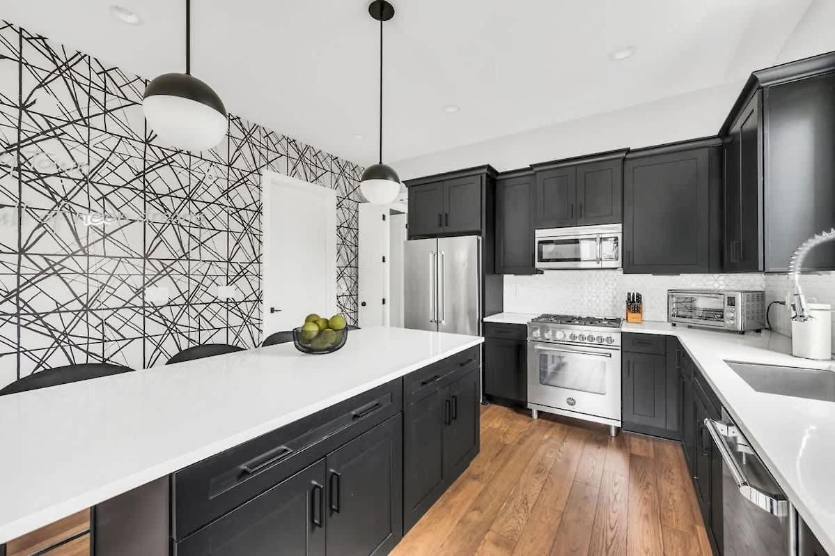Luxury Close Broadway With Garage And Fire Pit