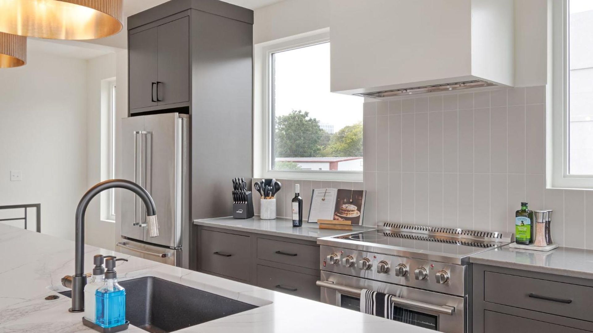 The Elmwood & Ashford - 8br Weho Rooftops Nashville