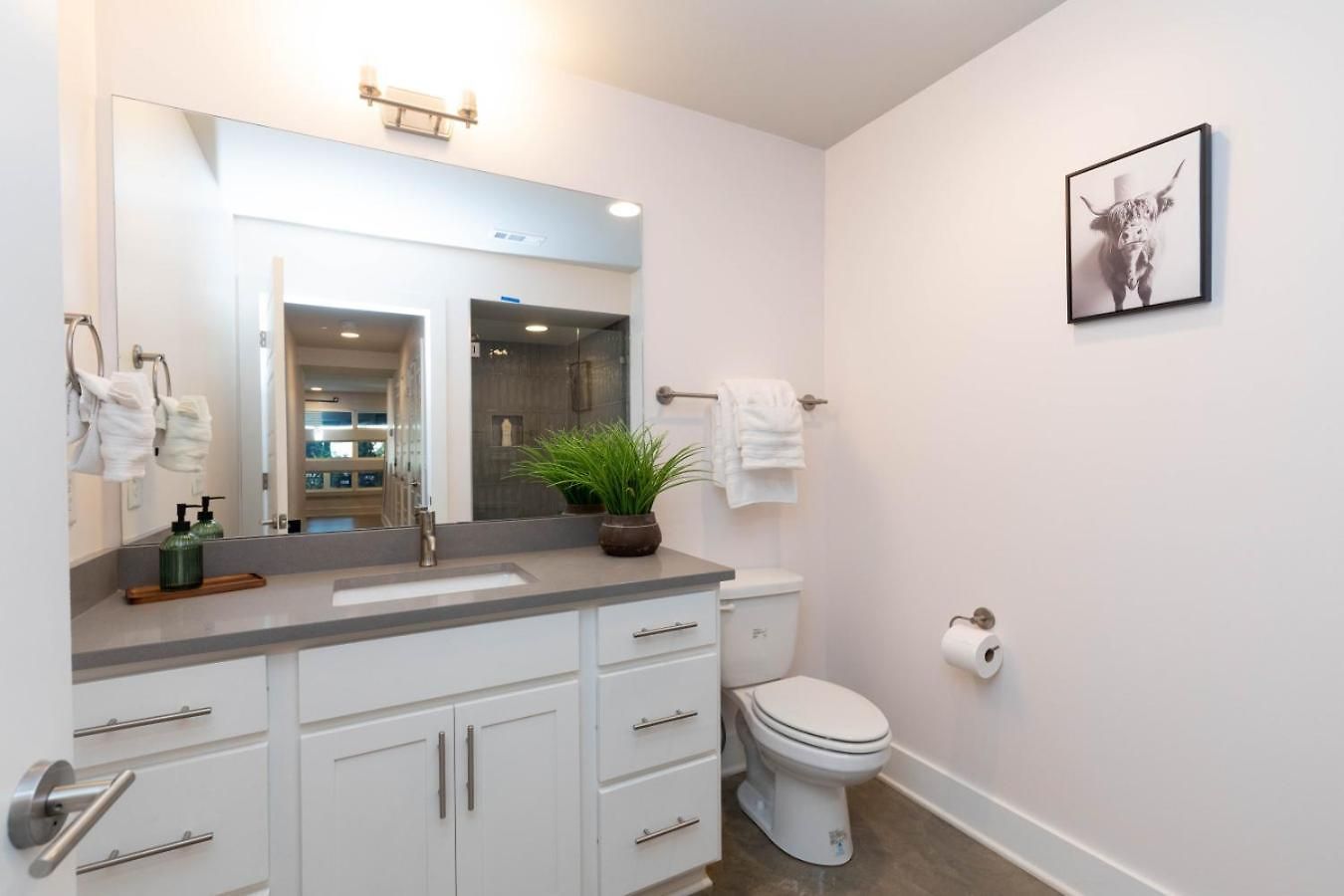 Modern Retreat 4 Bedroom 3 5 Ba Walk To East Nash Gems * Nashville