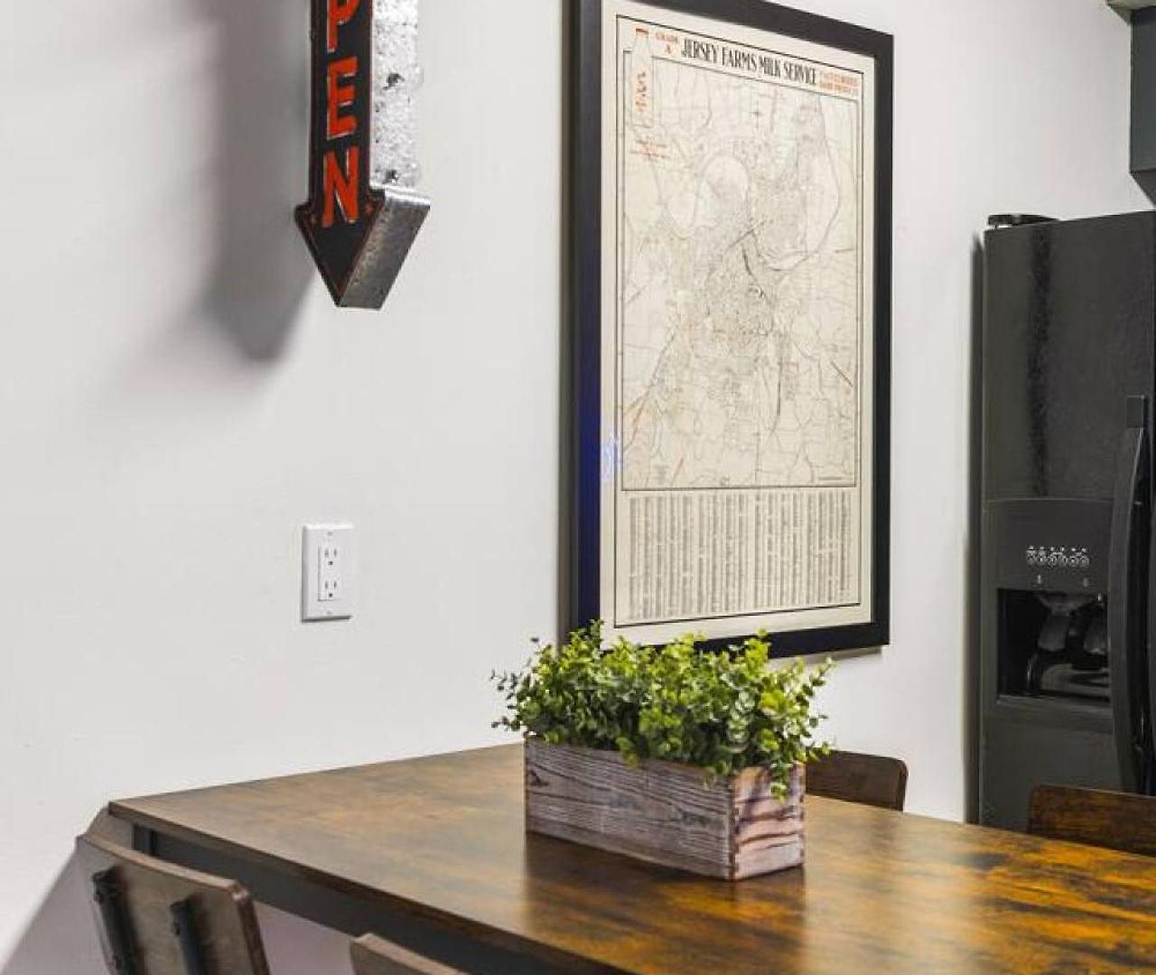 Cozy By Music Row, Walk To Restaurants And Bars Holiday home Nashville