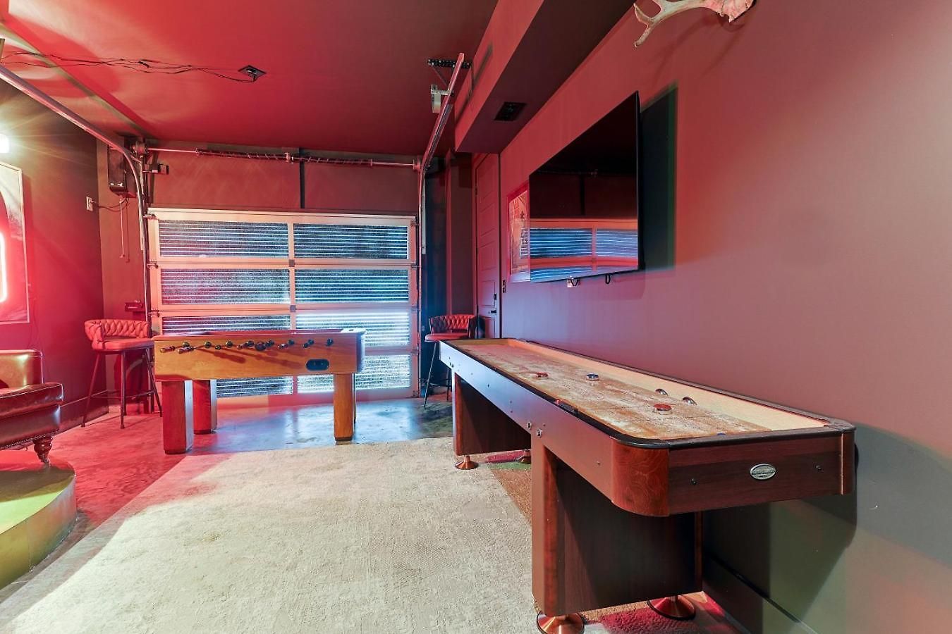 Holiday home Luxury Cowboy Speakeasy, Billiards 3min To Stadium *