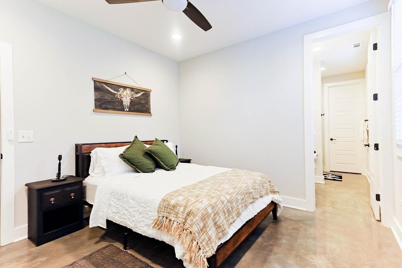 Luxury Cowboy Speakeasy, Billiards 3min To Stadium Holiday home