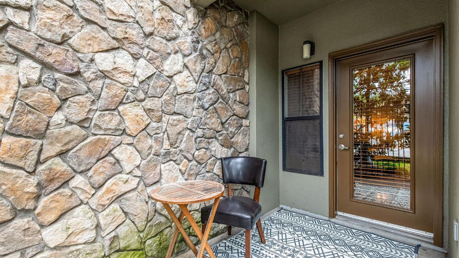 Heart Of Midtown 1bd 1 Ba Condo! * Nashville