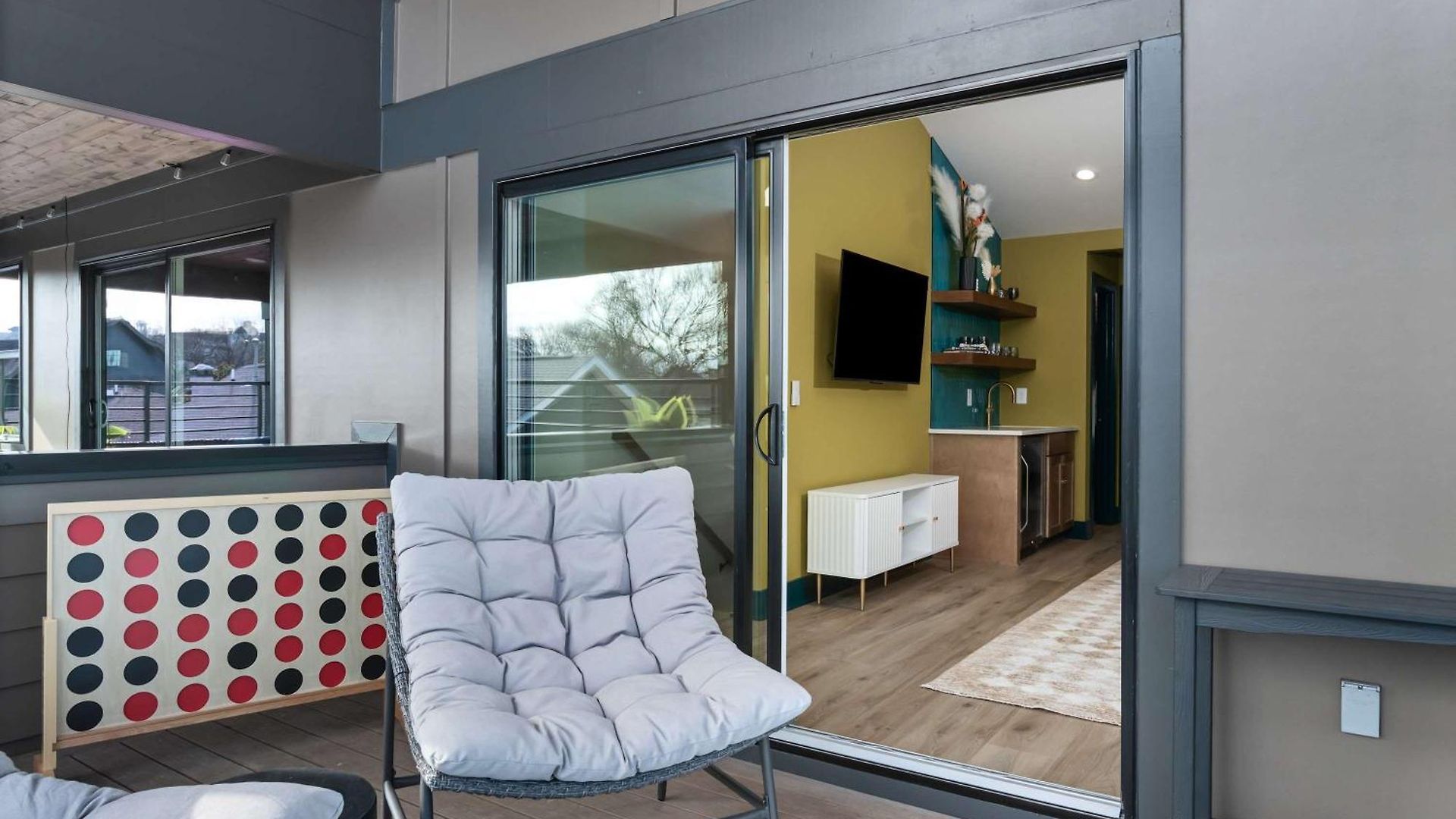 Holiday home The Musgraves - Modern Music Row With Rooftop