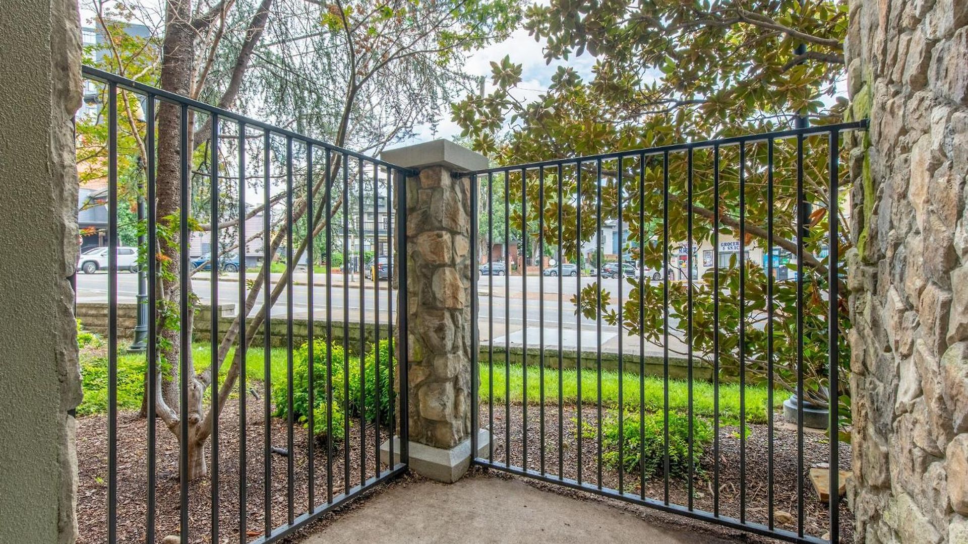 Heart Of Midtown 1bd 1 Ba Condo! Holiday home Nashville