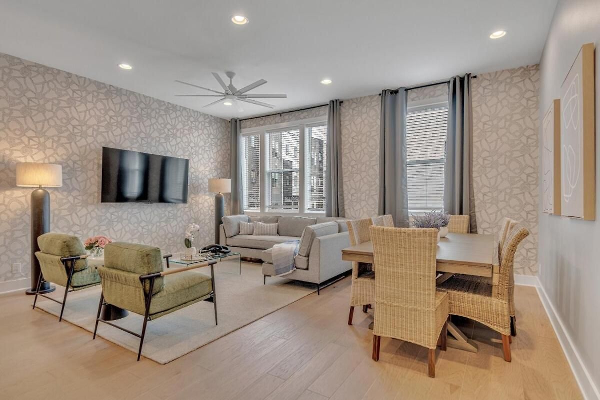 Combined Townhome With 26 Beds - 2 Rooftops! * Nashville