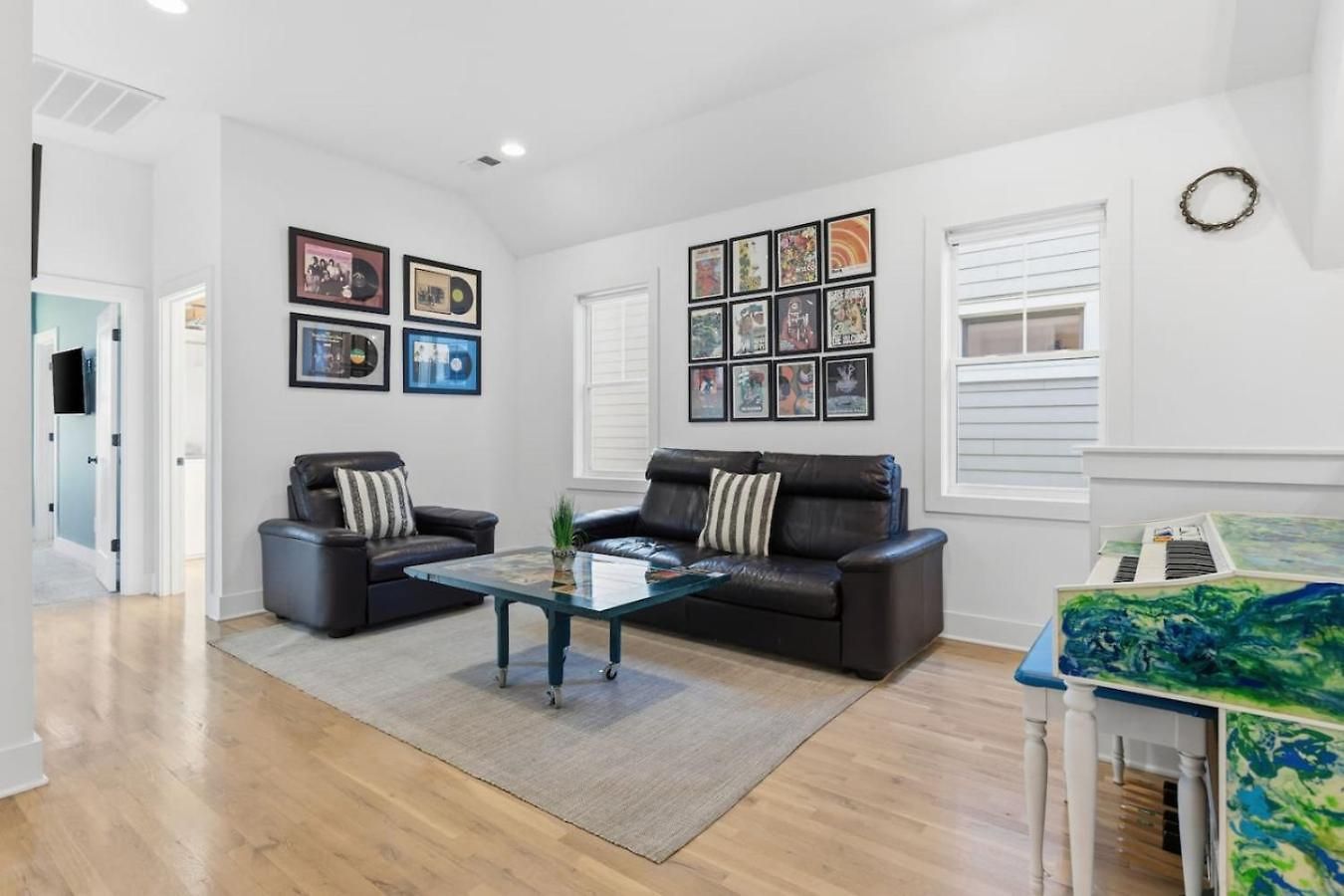 Modern House By Downtown With Garage And Fenced-in Yard * Nashville