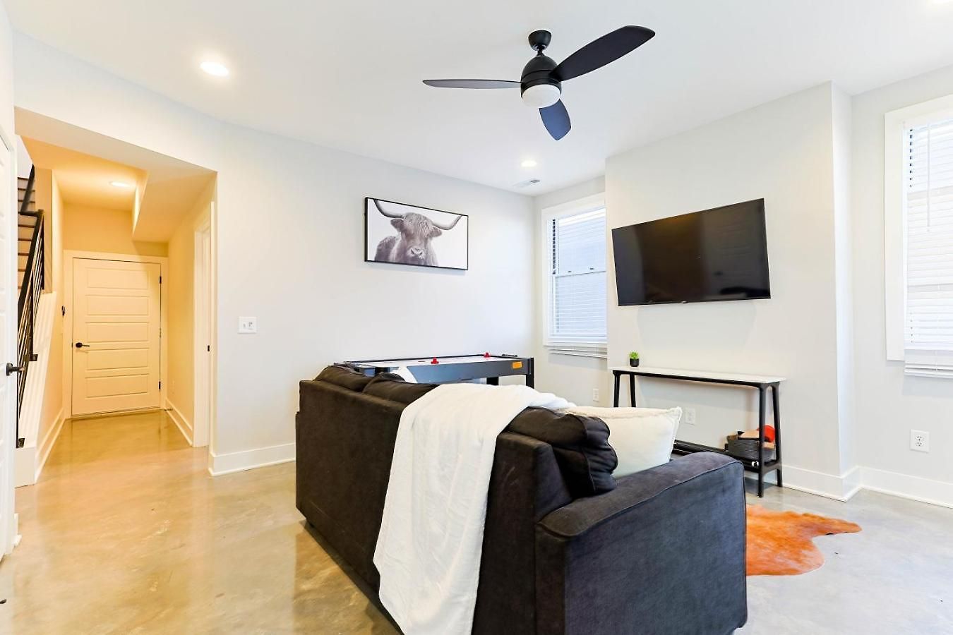 Luxury Cowboy Speakeasy, Billiards 3min To Stadium Holiday home