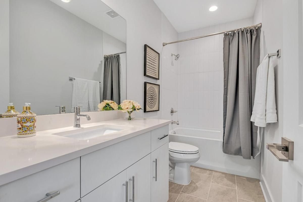 Combined Townhome With 26 Beds - 2 Rooftops! Holiday home *