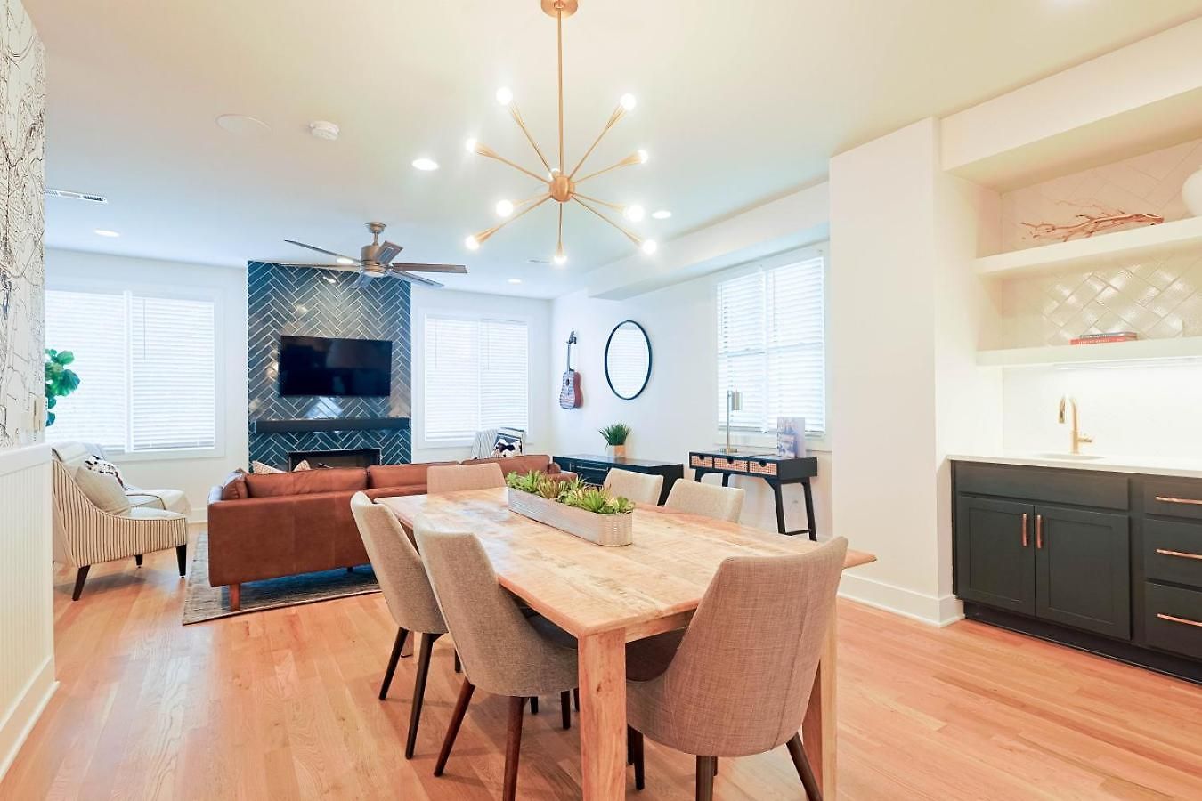 Holiday home Modern Retreat 4 Bedroom 3 5 Ba Walk To East Nash Gems Nashville