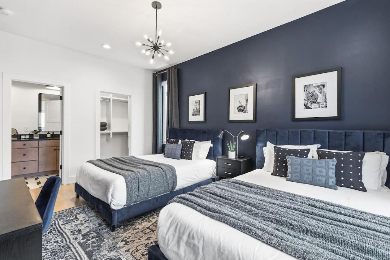 View Only 1 Mile To Downtown With Garage And Rooftop Holiday home Nashville