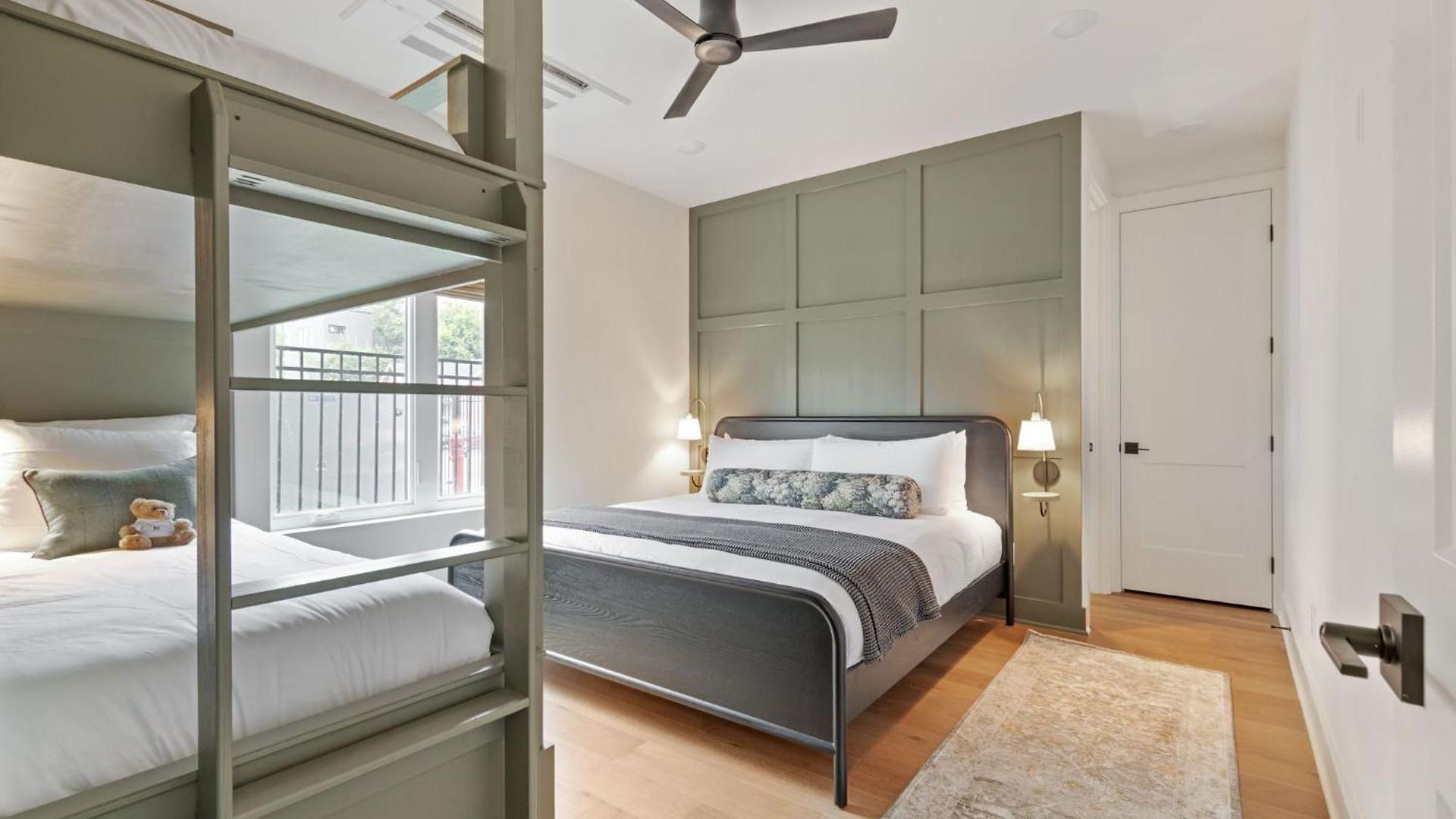 Holiday home The Elmwood & Ashford - 8br Weho Rooftops