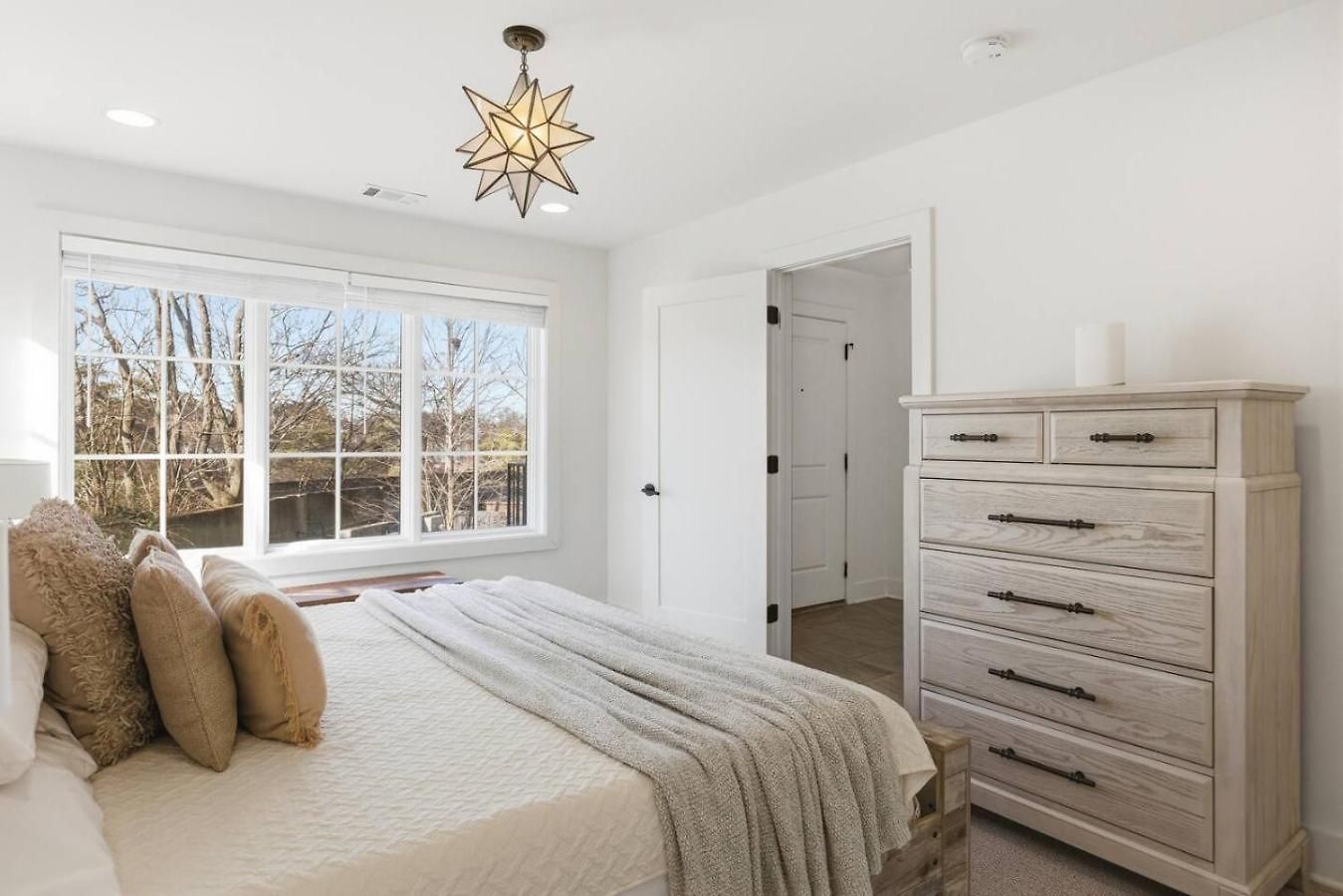 Holiday home Near Vanderbilt And Belmont With Garage, Pool Table *