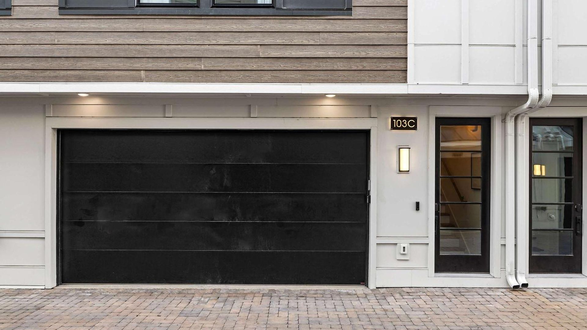 Nash Skyline Views Rooftop With Fire Pit Grill Holiday home
