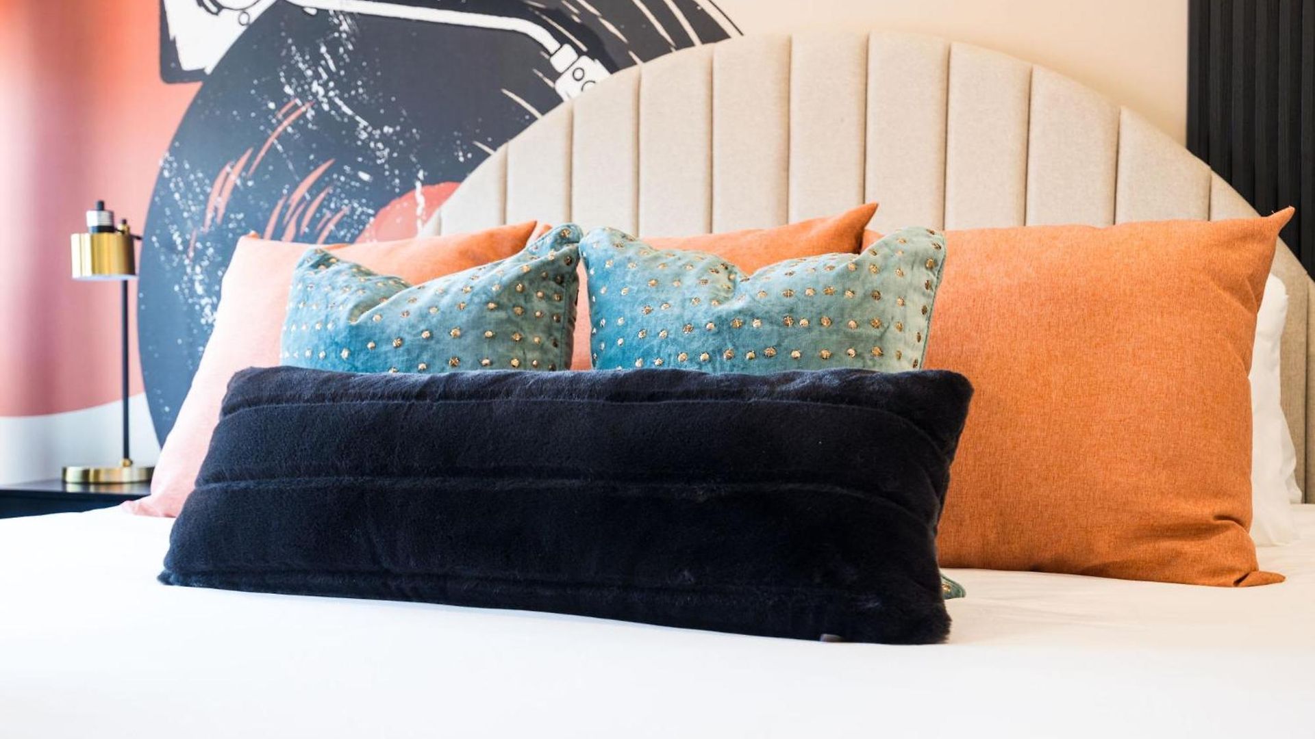 Funky Town - Walkable To Attractions Holiday home *