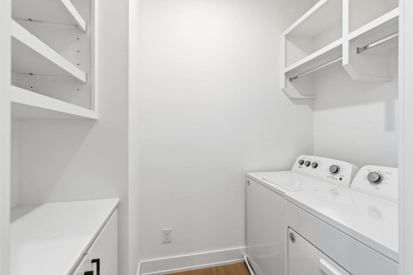 View Only 1 Mile To Downtown With Garage And Rooftop Holiday home *
