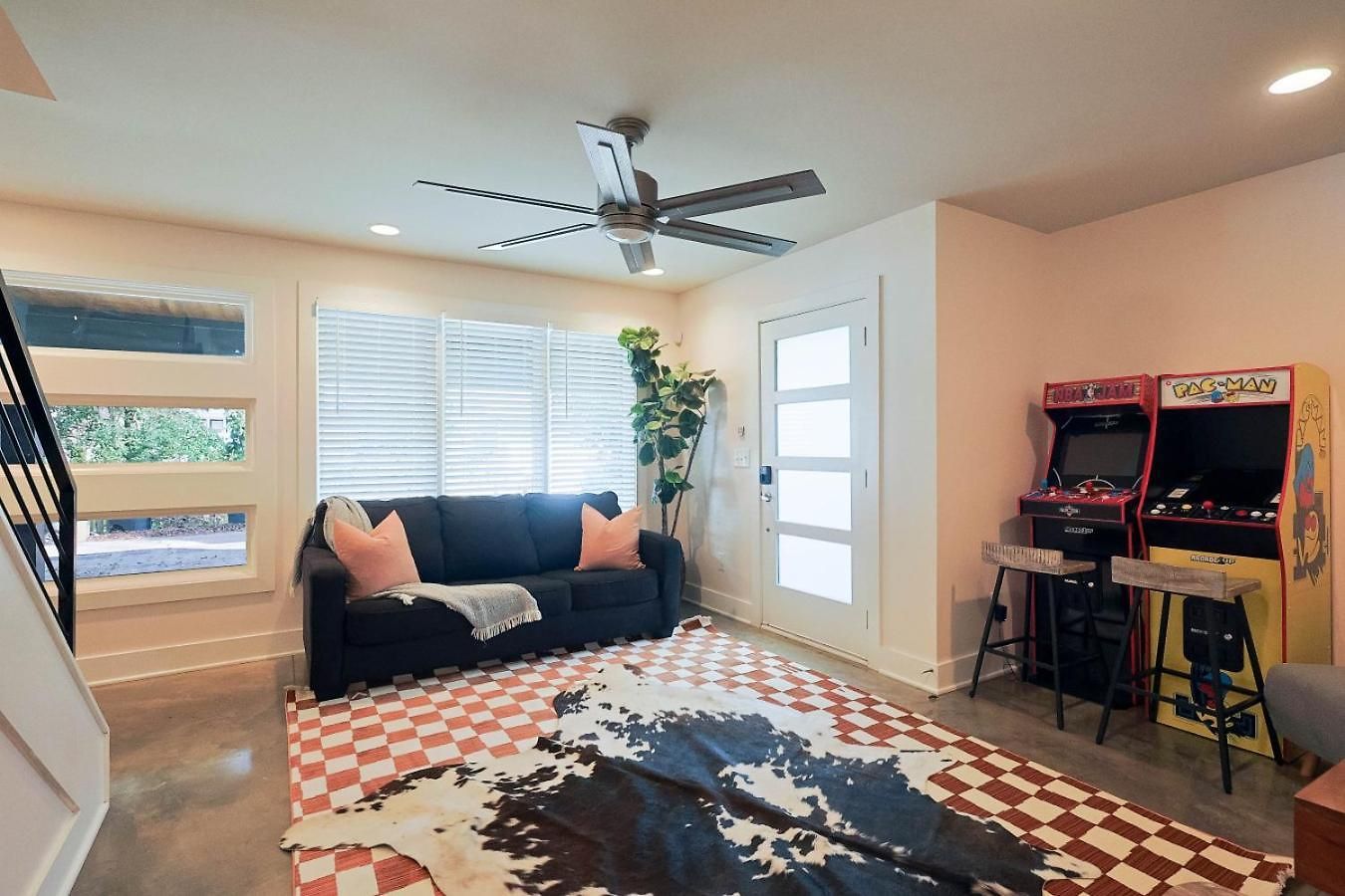 Holiday home Modern Retreat 4 Bedroom 3 5 Ba Walk To East Nash Gems *