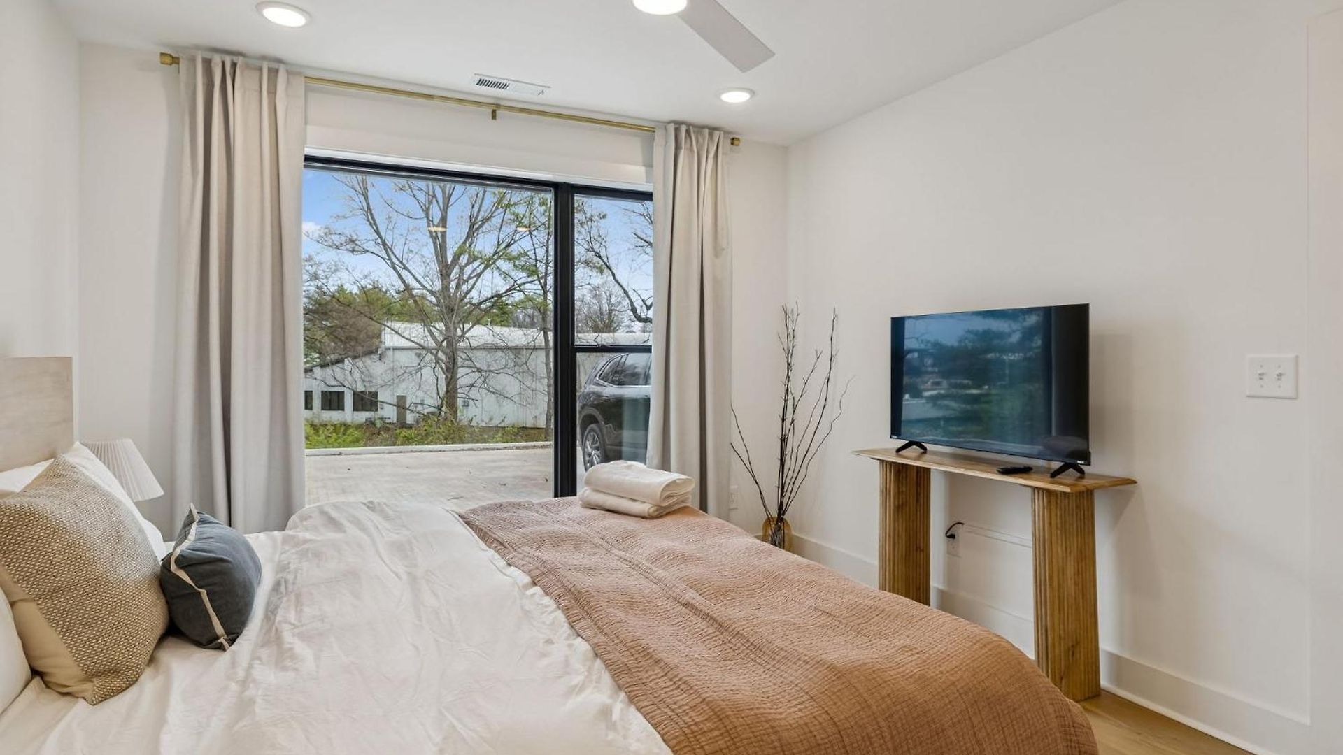 Chic Nash Townhouse Rooftop Patio And Views * Nashville