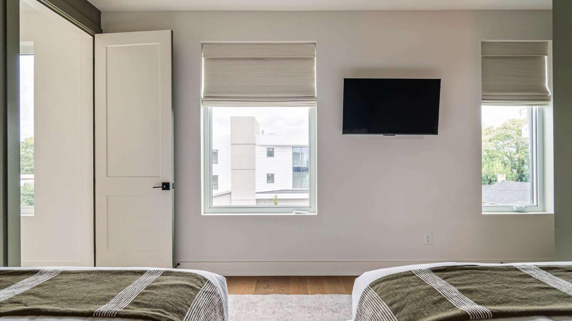 Holiday home The Elmwood & Ashford - 8br Weho Rooftops *