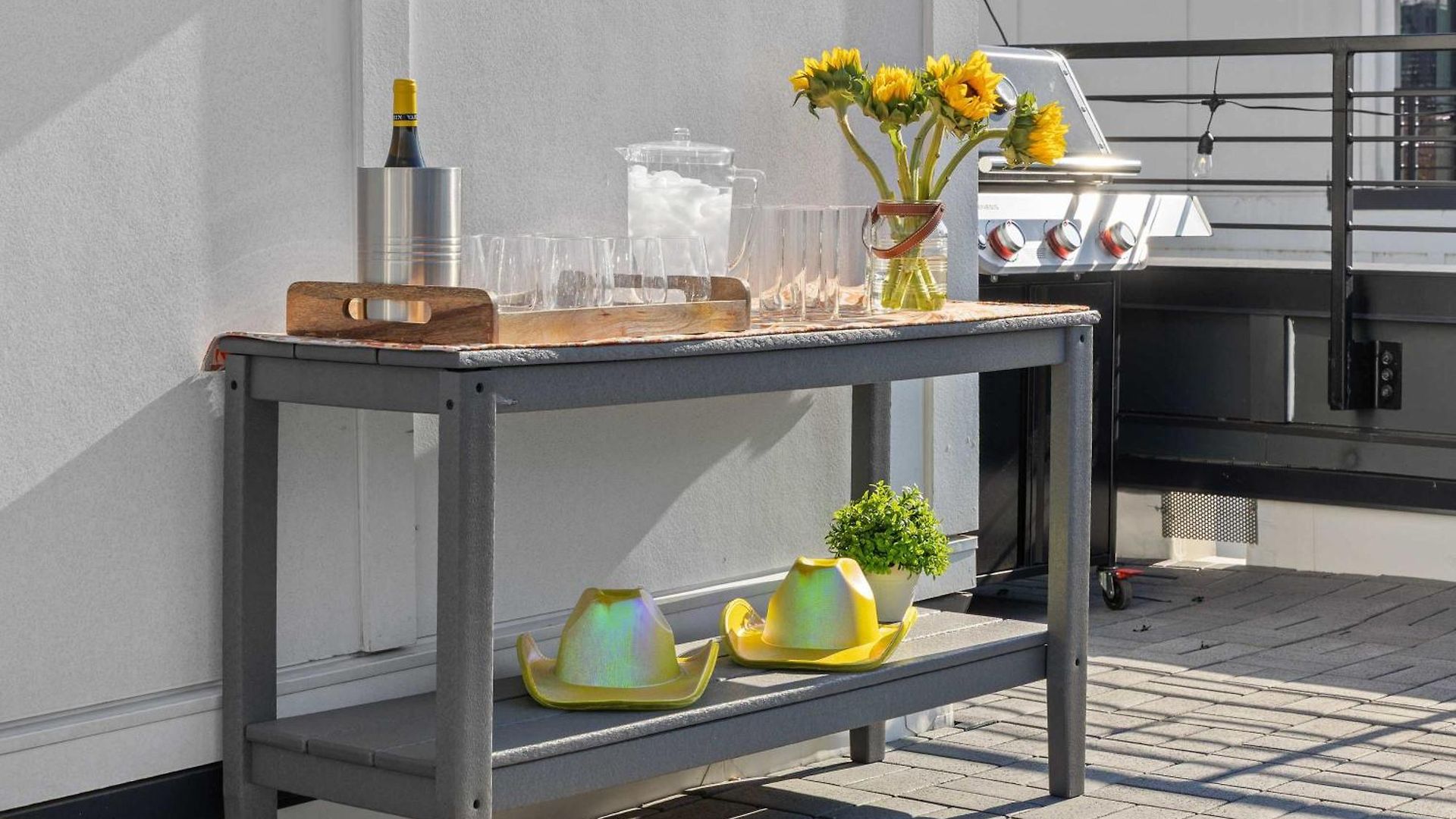Skyline Views Rooftop Retreat Fire Pit Grill * Nashville
