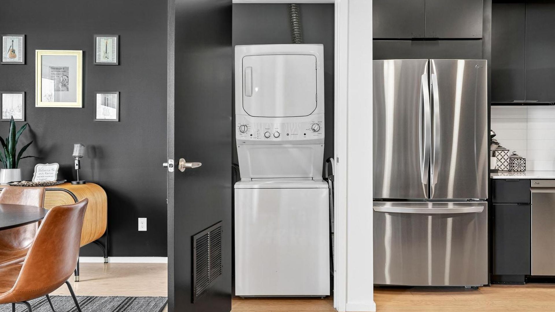 Riverfront Walk To Downtown With Garage Parking Holiday home Nashville