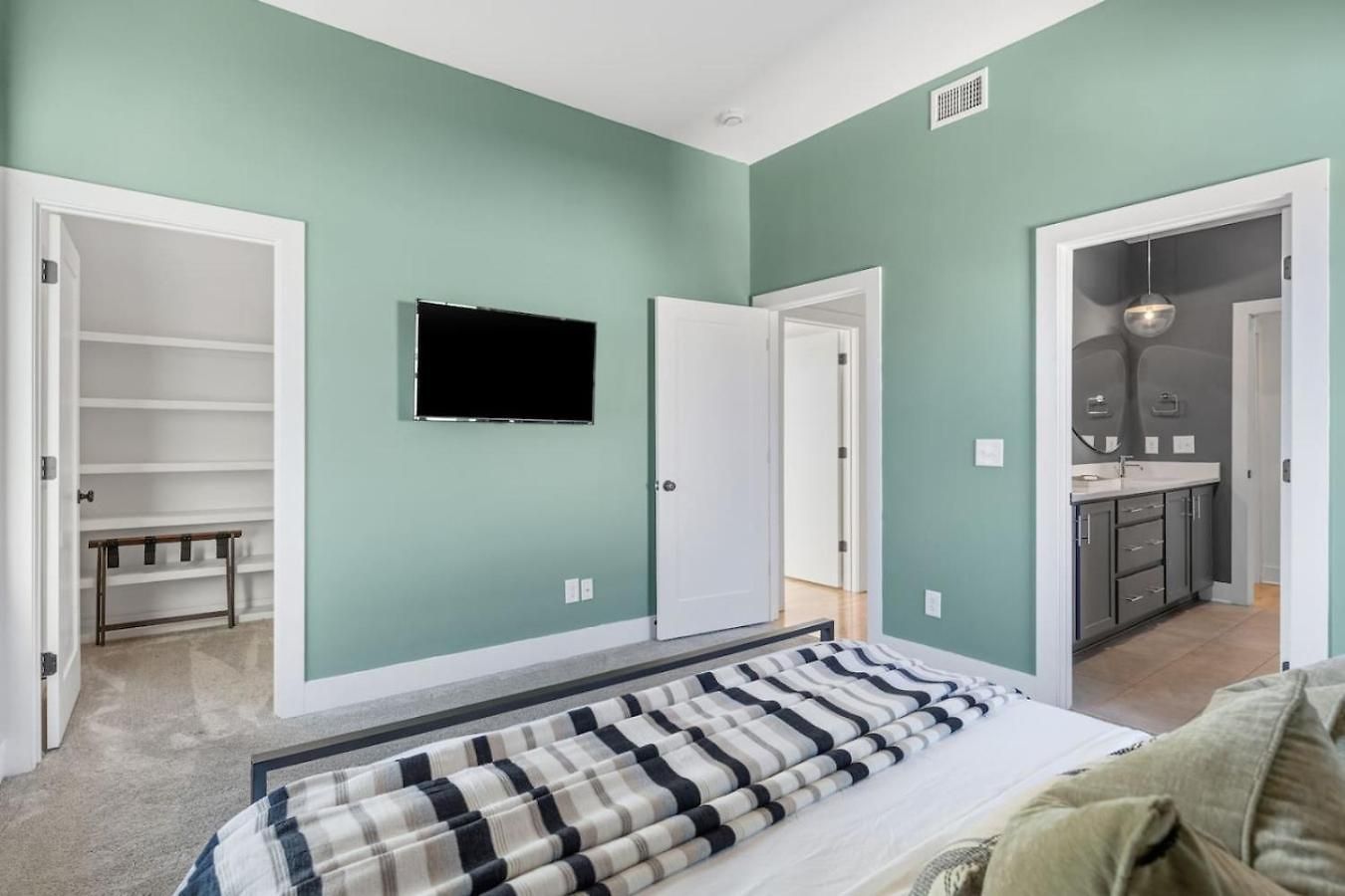 Holiday home Modern House By Downtown With Garage And Fenced-in Yard Nashville