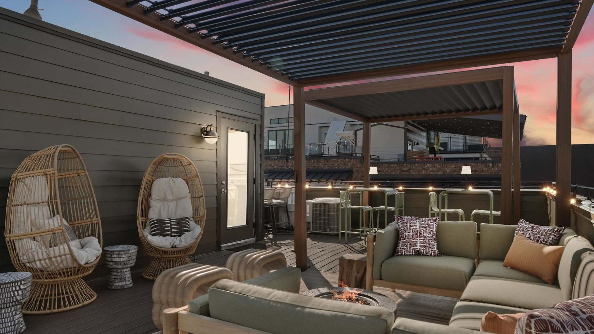 The Ridgeline - New Rooftop Retreat Near The Gulch *