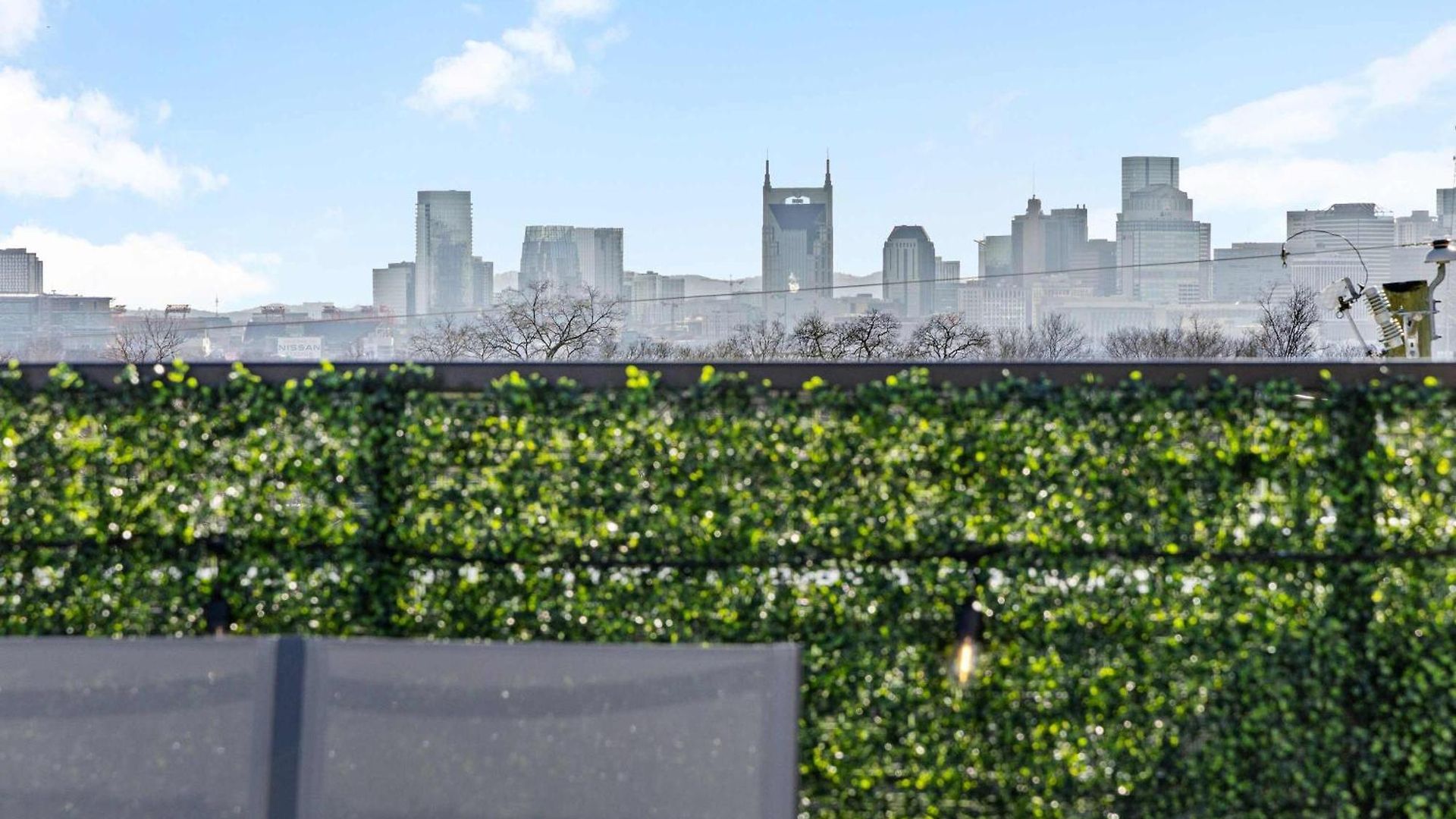 Nash Skyline Views Rooftop With Fire Pit Grill