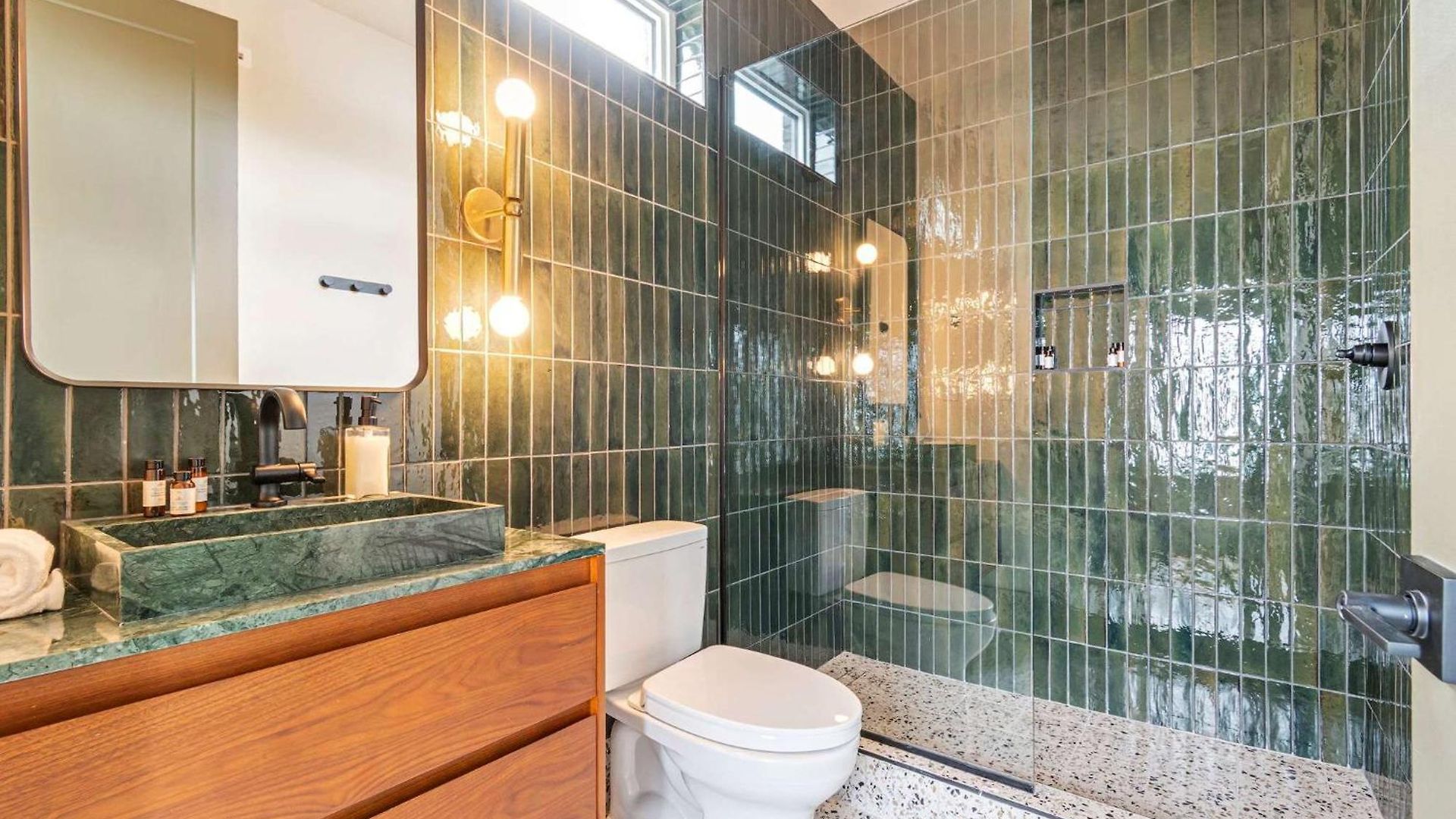 The Elmwood & Ashford - 8br Weho Rooftops