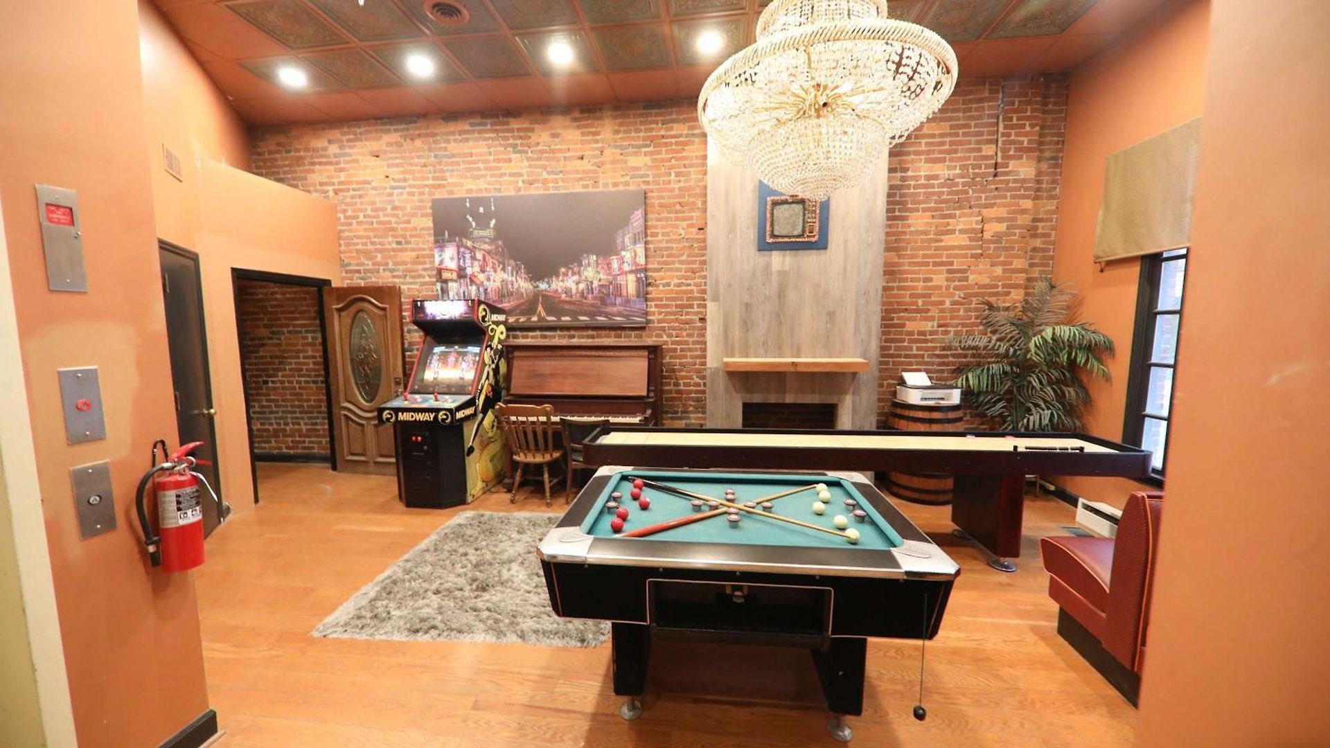 Rockstar Penthouse Speakeasy - Massive By Broadway * Nashville