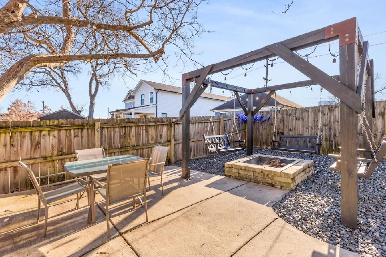 Modern House By Downtown With Garage And Fenced-in Yard * Nashville