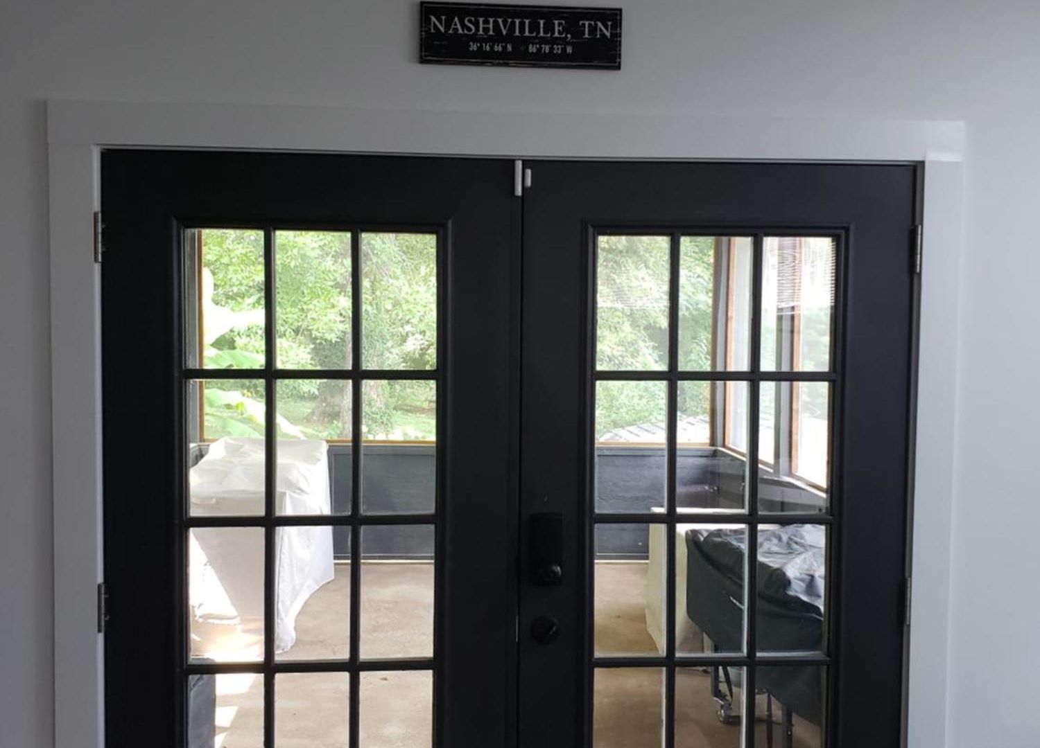 Palace The Away From * Nashville