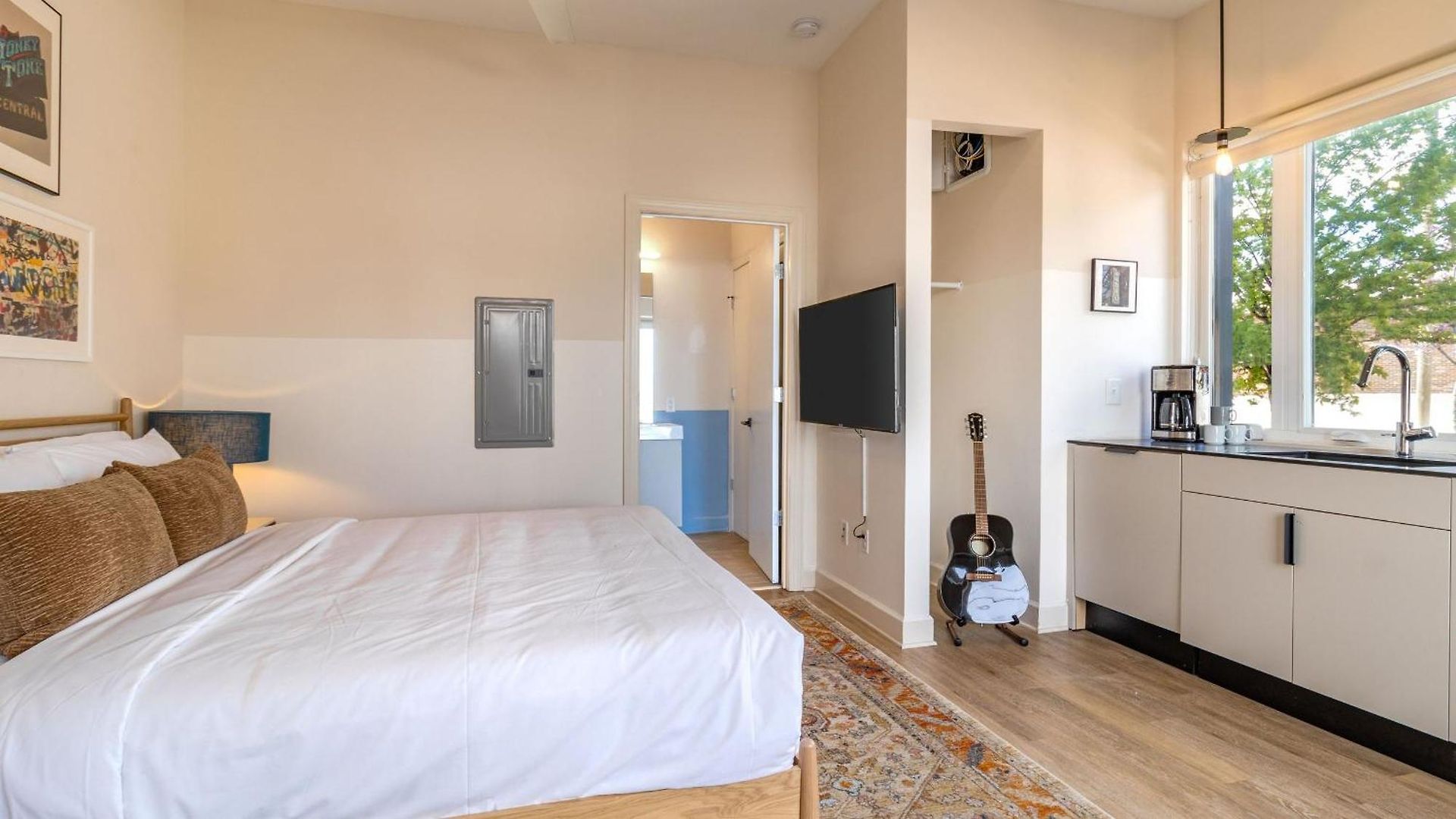 Conway: 3 Units By Avantstay Nashville