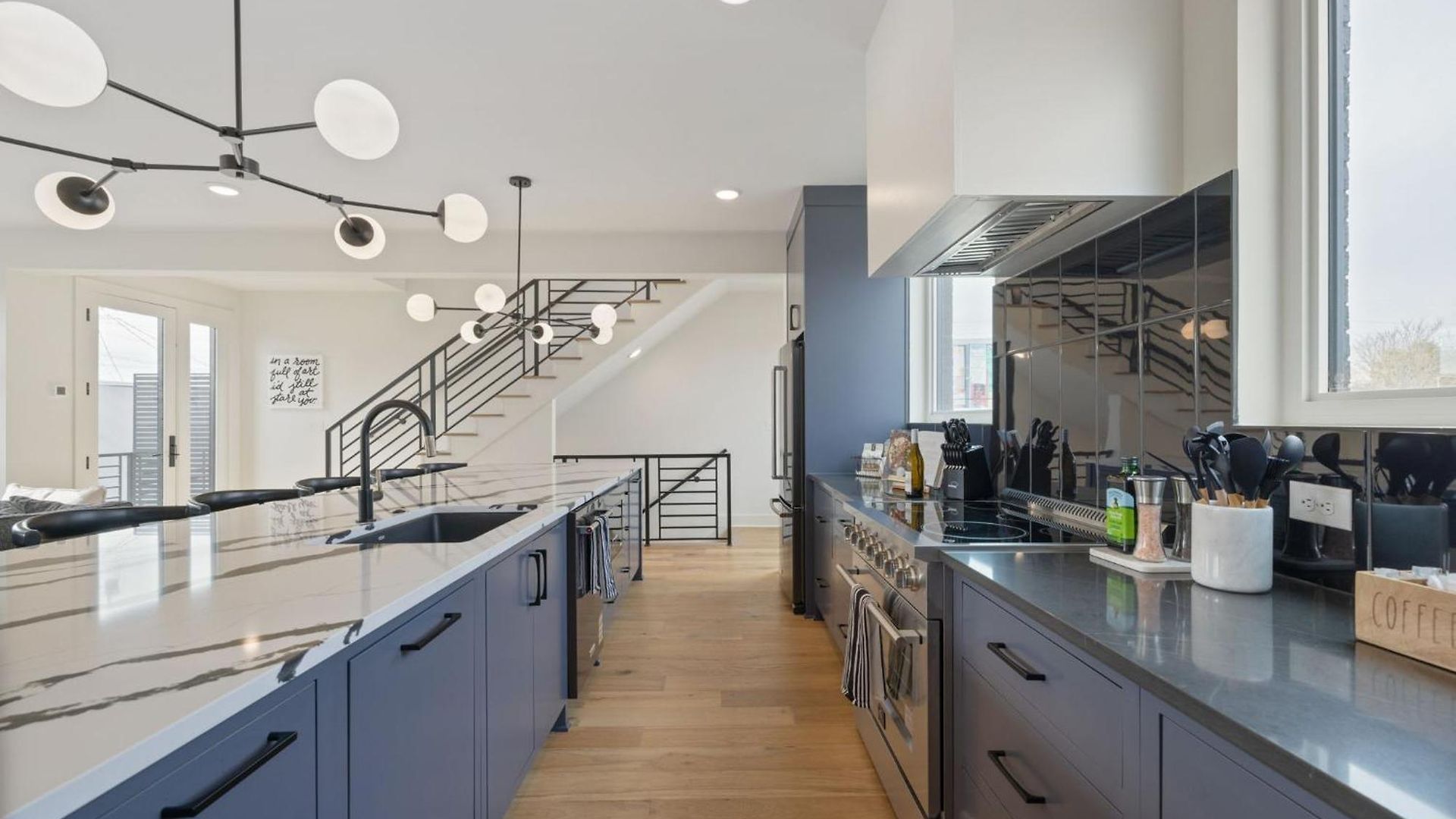 Holiday home The Elmwood & Ashford - 8br Weho Rooftops