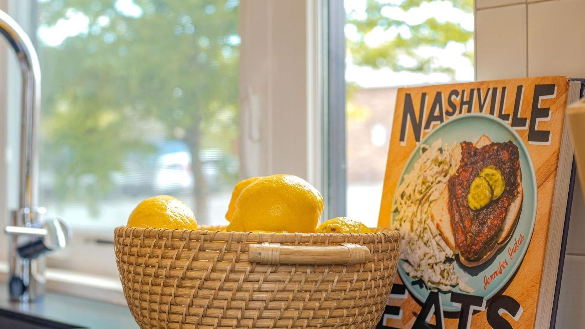 Conway: 3 Units By Avantstay Nashville