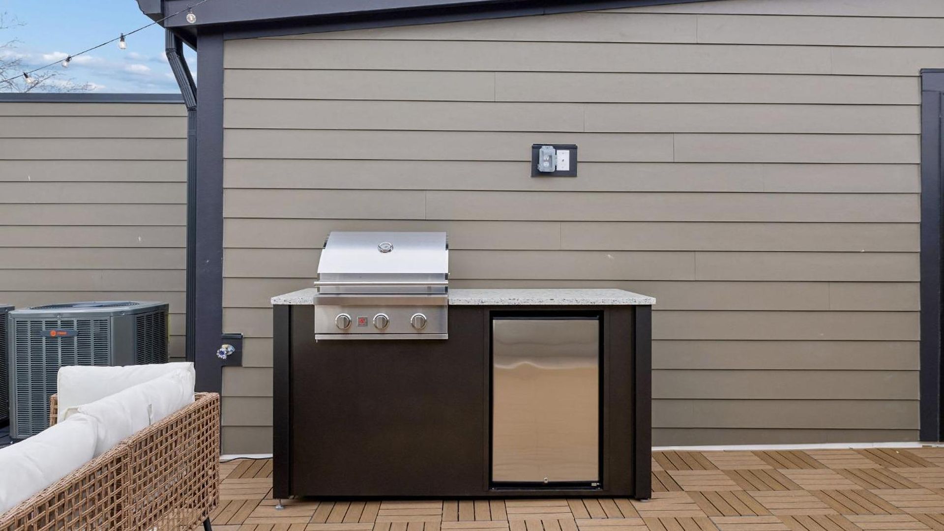 Holiday home Chic Nash Townhouse Rooftop Patio And Views *