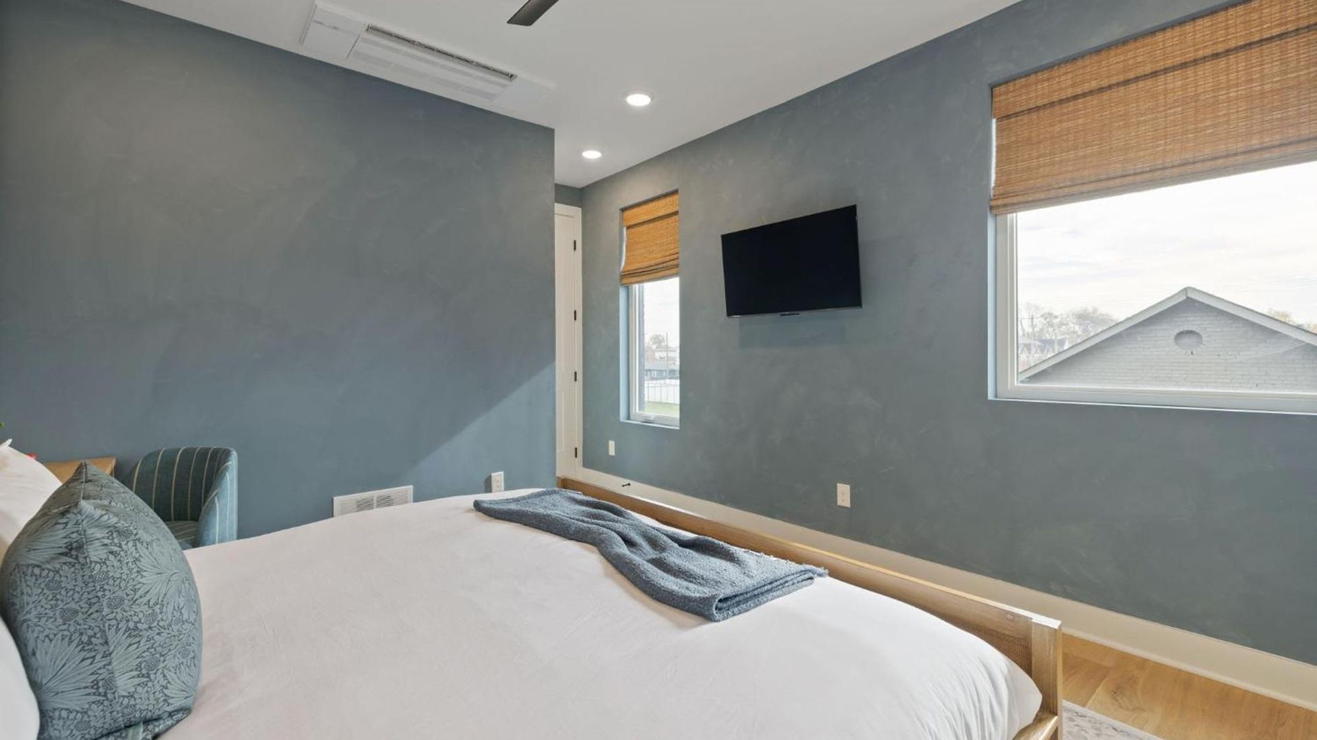 The Elmwood & Ashford - 8br Weho Rooftops Holiday home Nashville