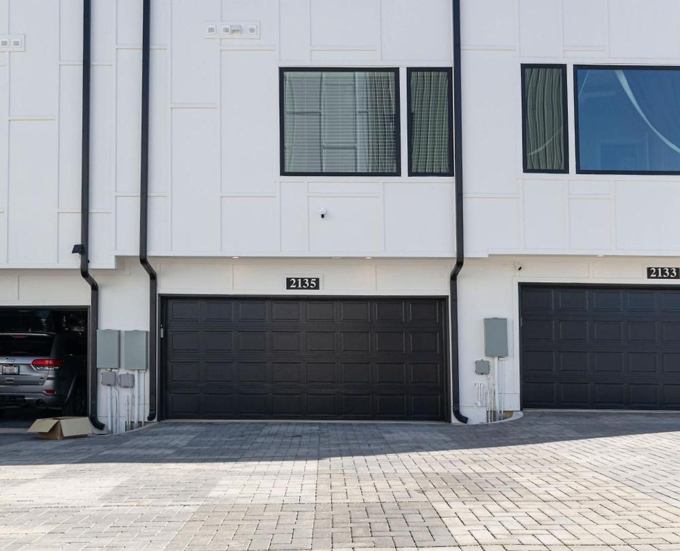 Private With Rooftop Game Near Downtown Nashville