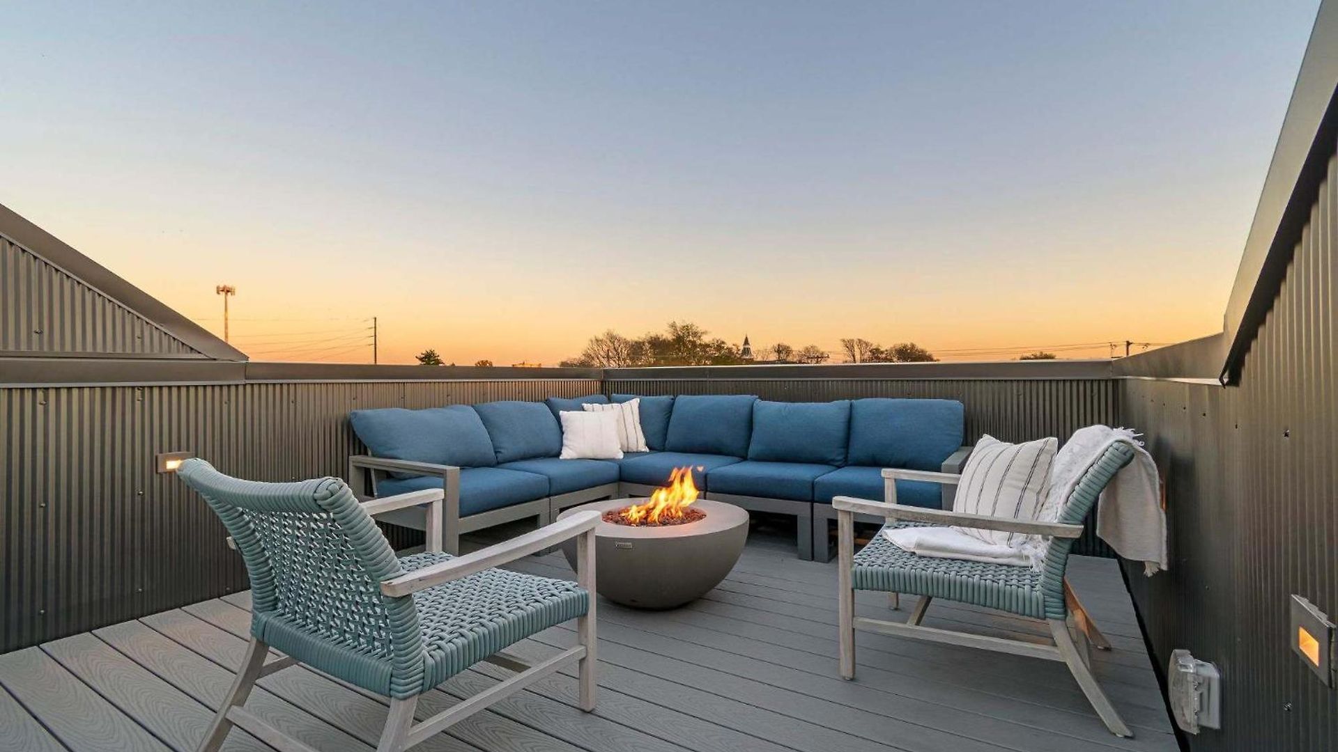 Holiday home The Elmwood & Ashford - 8br Weho Rooftops Nashville