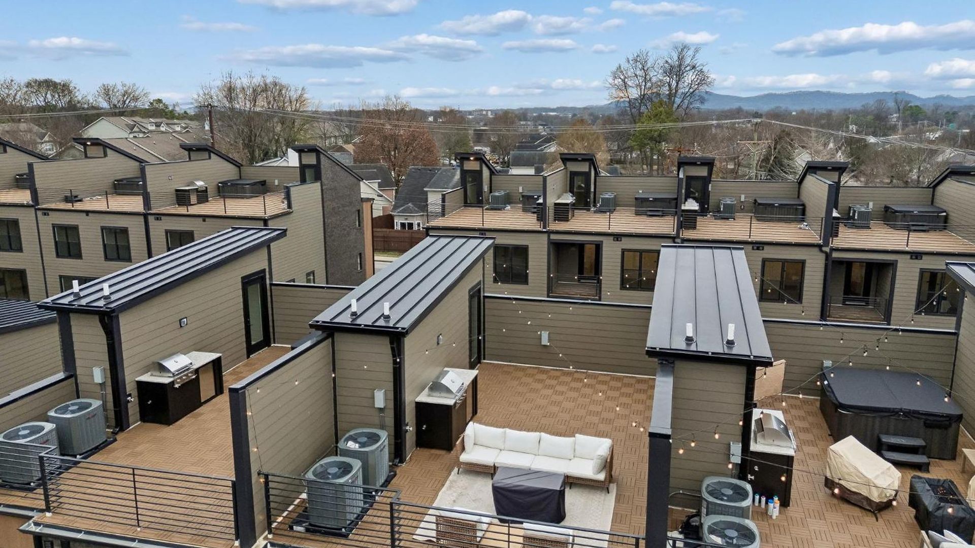 Chic Nash Townhouse Rooftop Patio And Views Nashville