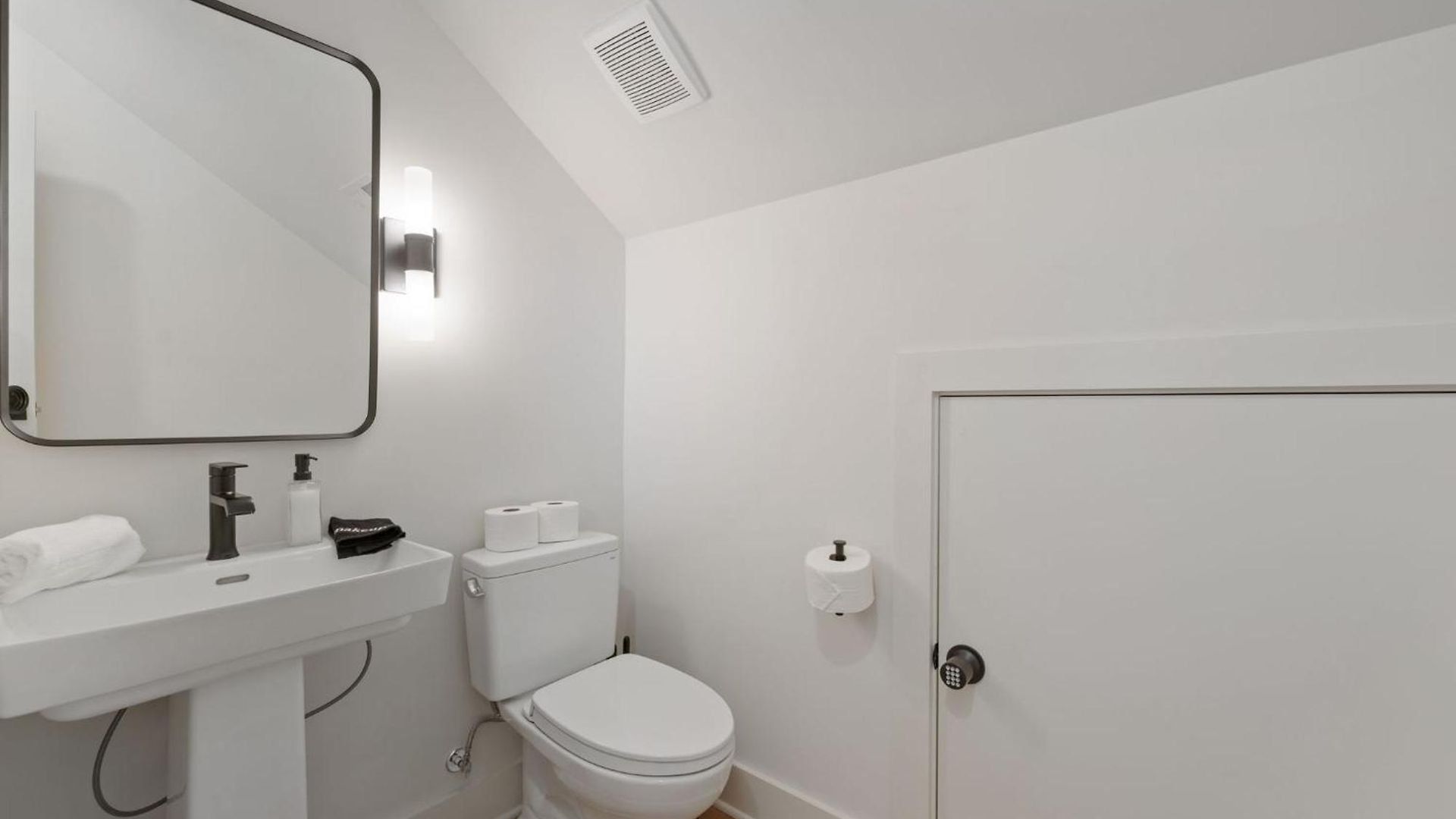 The Elmwood & Ashford - 8br Weho Rooftops *