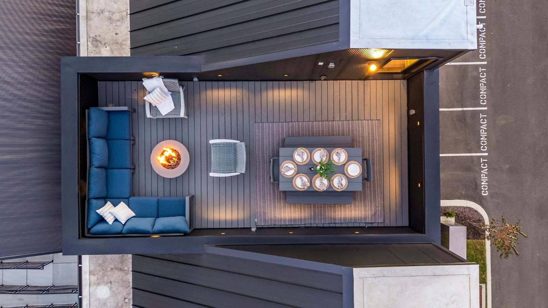 The Elmwood & Ashford - 8br Weho Rooftops Holiday home Nashville
