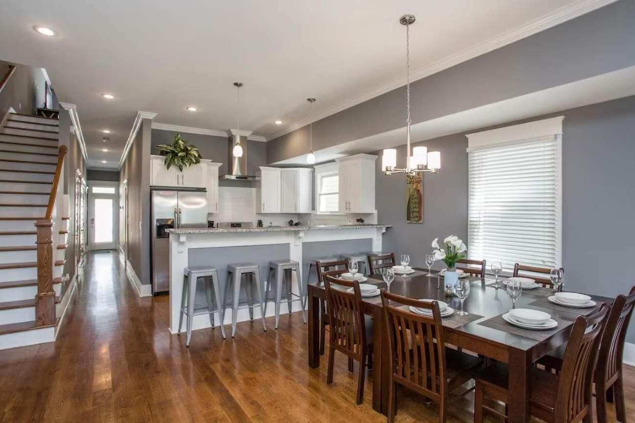 Spacious Family Perfect For Groups Apartment