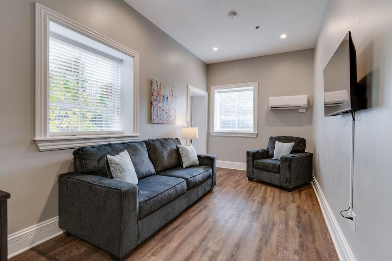 Bright And Cozy Church Conversion1br Apartment *