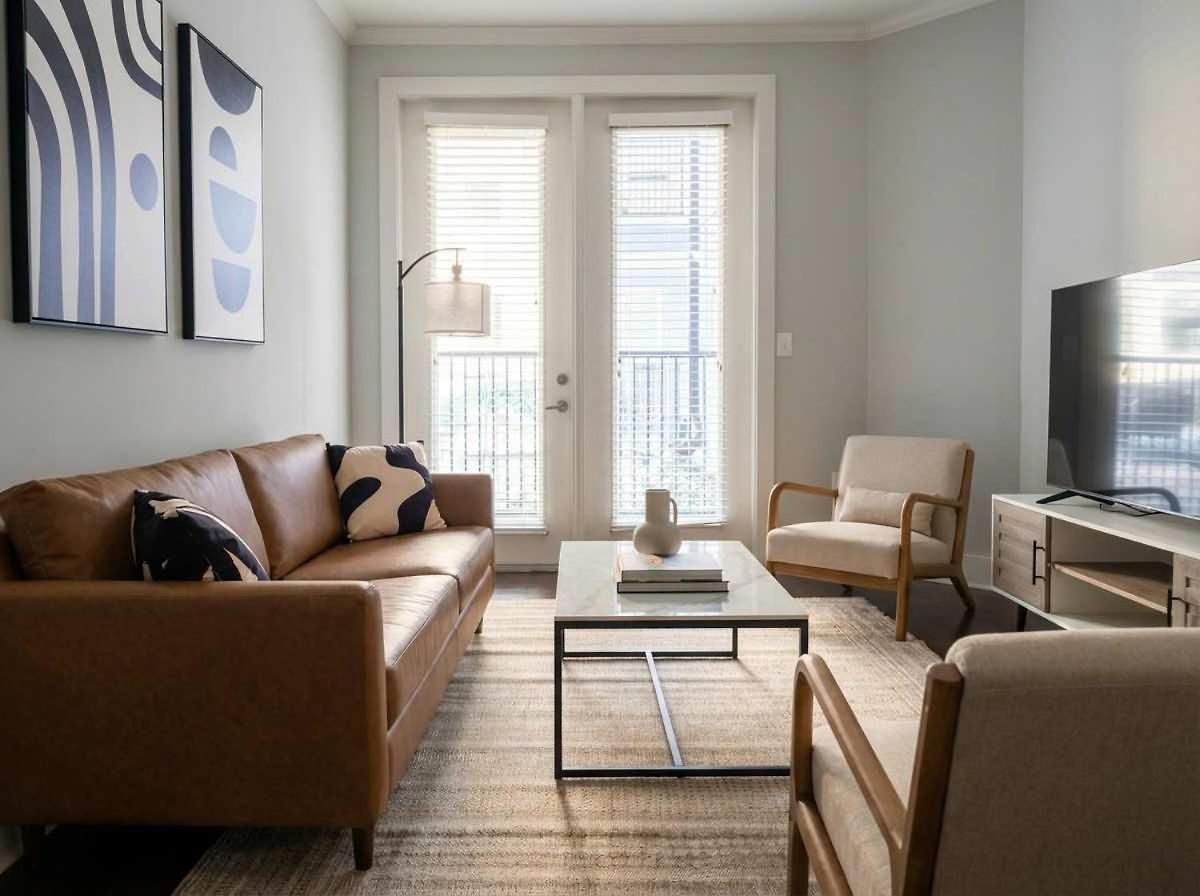 Apartment Boulevard Midtown 1br Pool Gym Parking 03