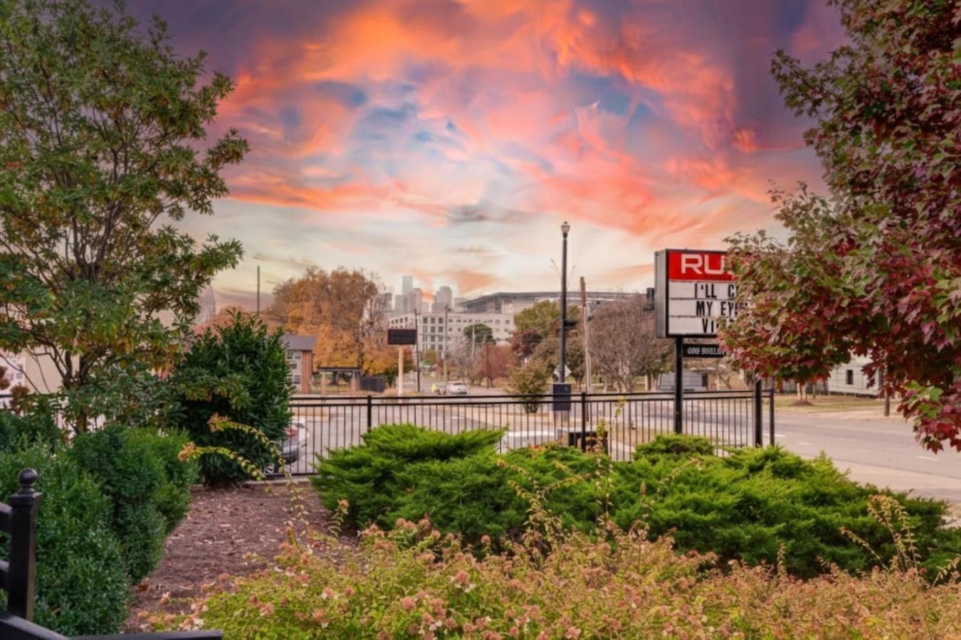 Updated 1br In East Nash-historic Church Building Apartment Nashville