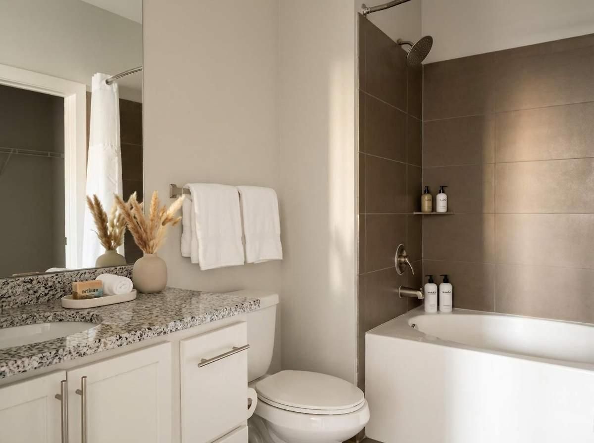 Apartment Boulevard Midtown 30ft Ceilings 1br 01