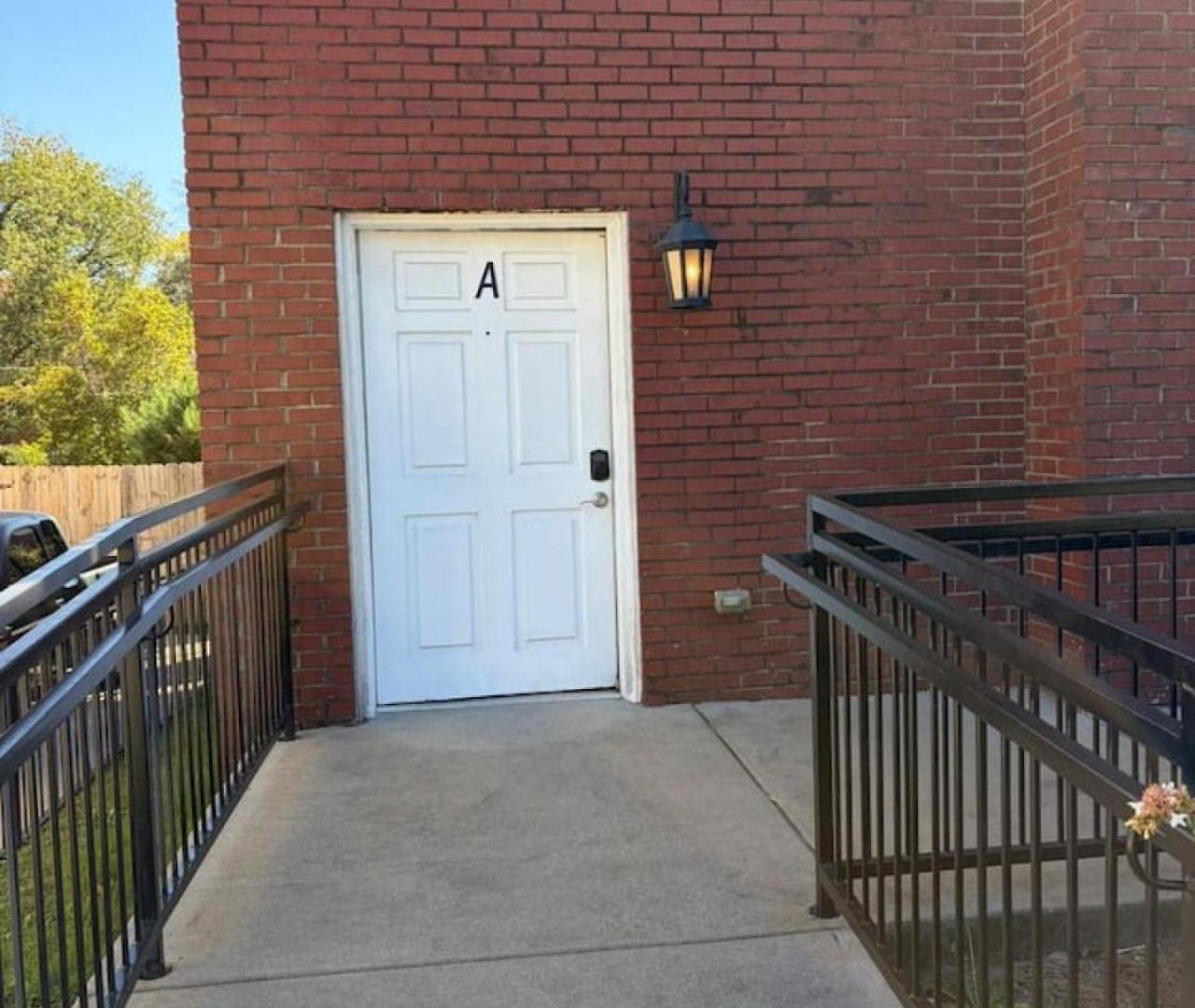 Apartment Updated 1br In East Nash-historic Church Building *