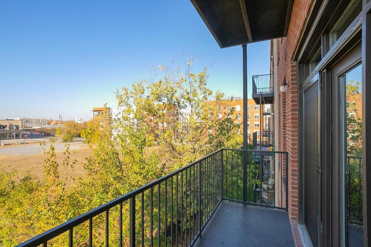 Beautiful In The Heart Of Downtown Walk To Broadway * Nashville