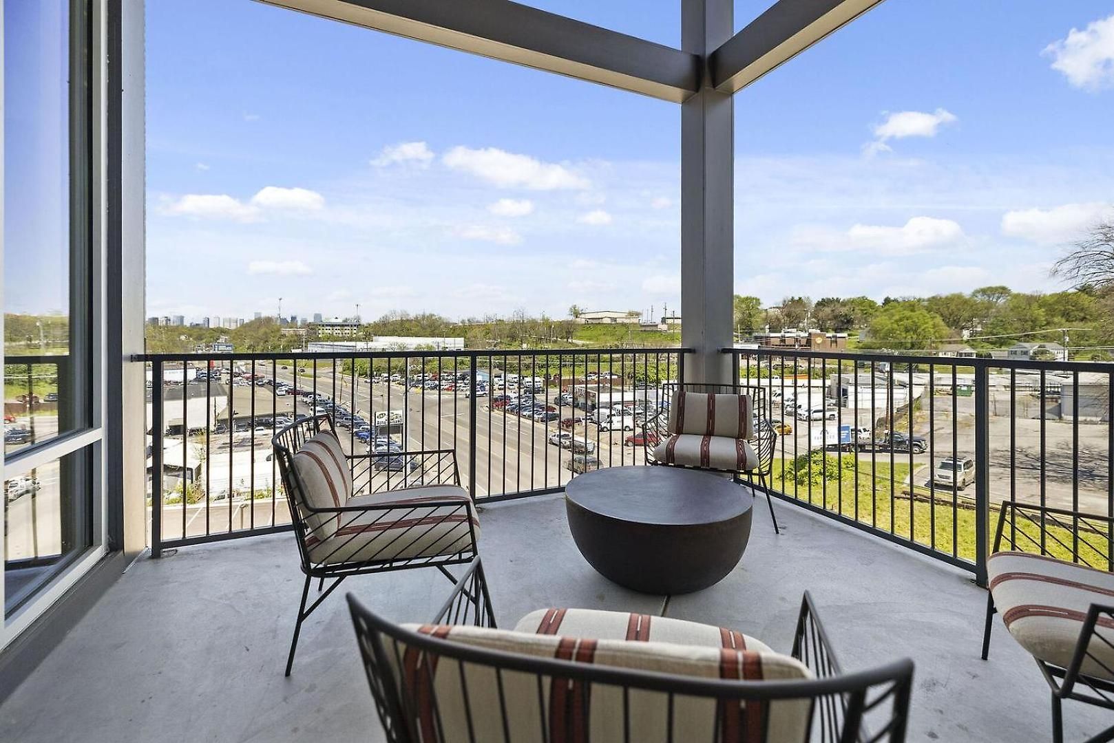 Landing Incredible 1bd Pool Clubhouse * Nashville